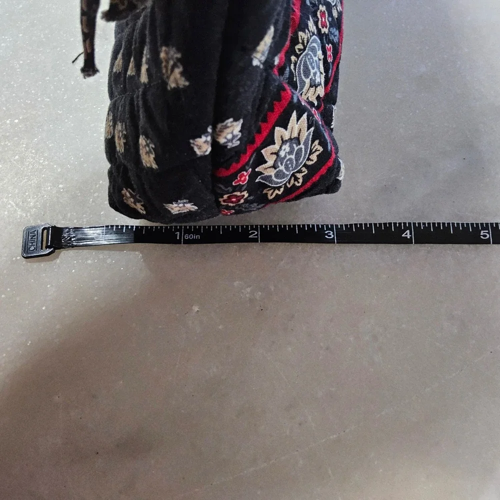 Vera‎ Bradley Quilted Wristlet Clutch Bag Black Floral Travel Cosmetic Makeup